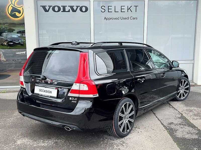 Volvo  D4 AWD Summum Dynamic